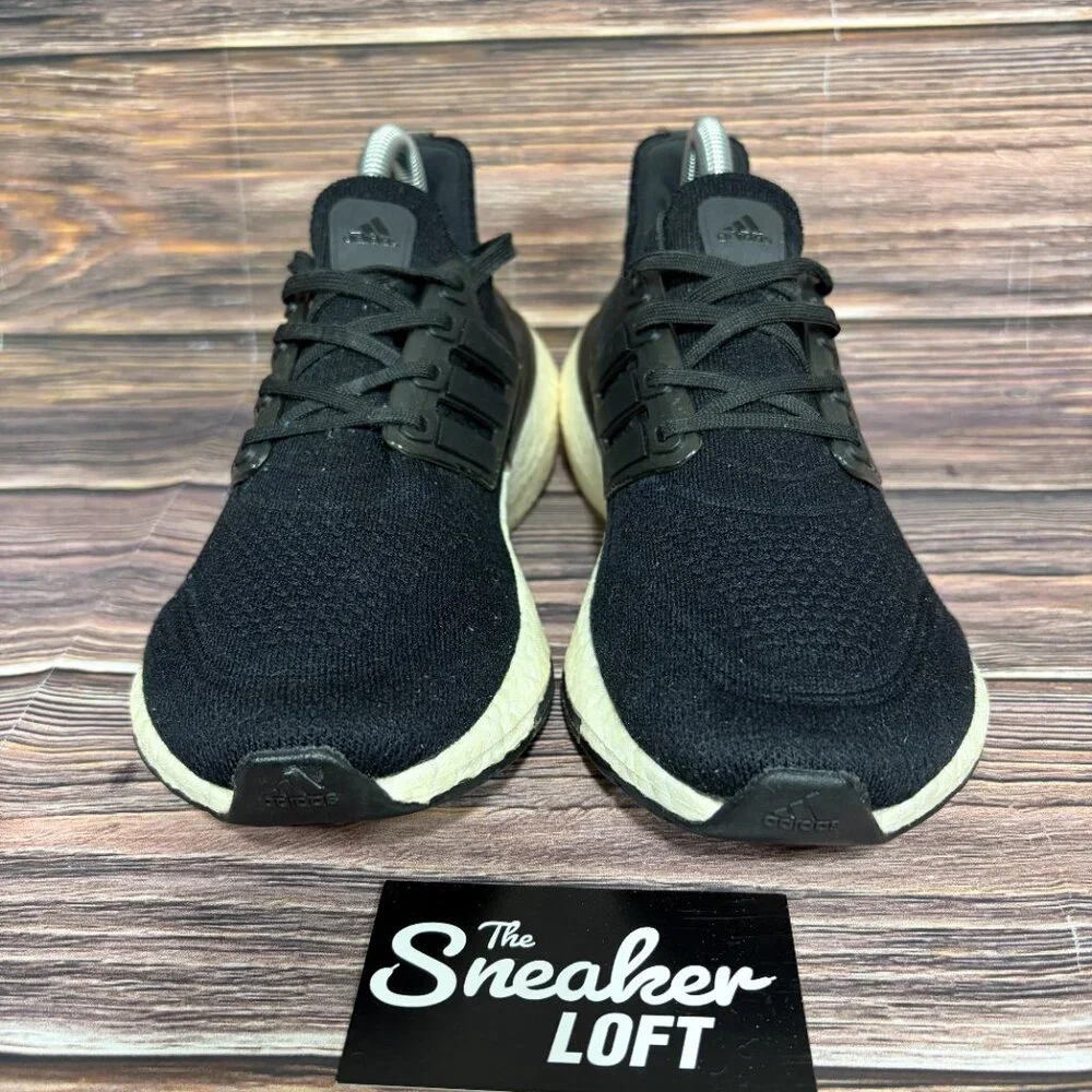 Adidas Ultraboost‎ 21 Women's Black Athletic Running Shoes Size 7.5